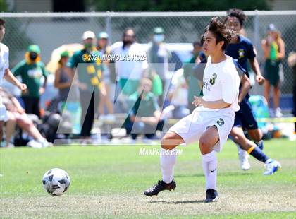 Thumbnail 3 in Mira Costa vs. Birmingham (CIF D1 Regional Finals) photogallery.