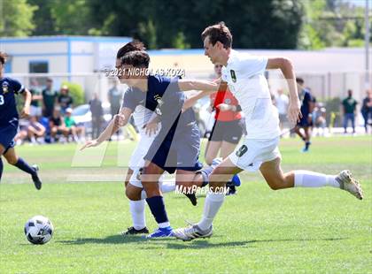Thumbnail 2 in Mira Costa vs. Birmingham (CIF D1 Regional Finals) photogallery.