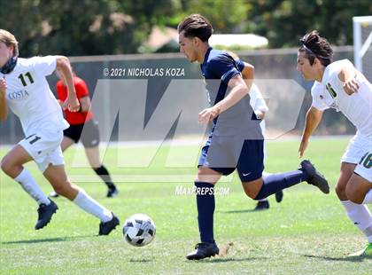 Thumbnail 2 in Mira Costa vs. Birmingham (CIF D1 Regional Finals) photogallery.