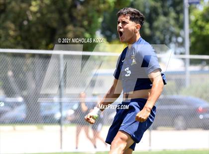 Thumbnail 2 in Mira Costa vs. Birmingham (CIF D1 Regional Finals) photogallery.
