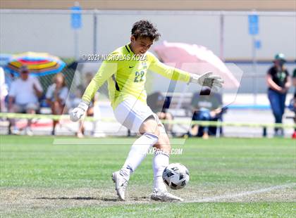 Thumbnail 1 in Mira Costa vs. Birmingham (CIF D1 Regional Finals) photogallery.