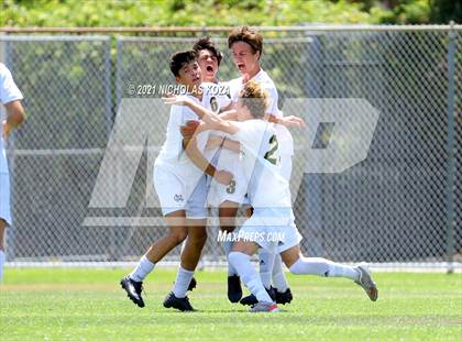 Thumbnail 3 in Mira Costa vs. Birmingham (CIF D1 Regional Finals) photogallery.