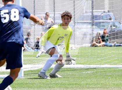 Thumbnail 2 in Mira Costa vs. Birmingham (CIF D1 Regional Finals) photogallery.