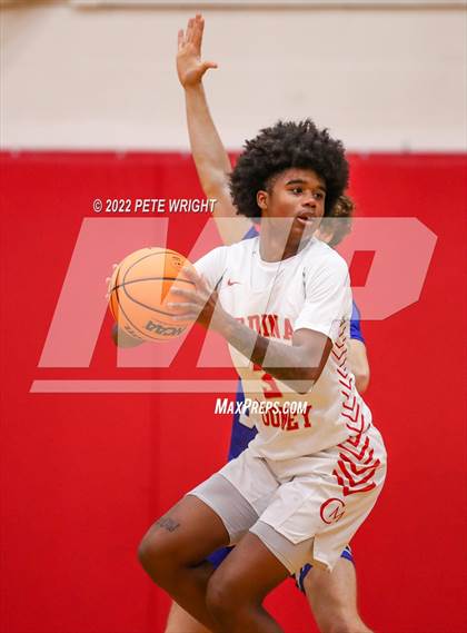 Thumbnail 2 in IMG Academy @ Cardinal Mooney photogallery.