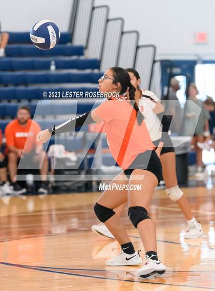 Thumbnail 1 in Burbank vs Somerset (Hondo Volleyball Tournament) photogallery.