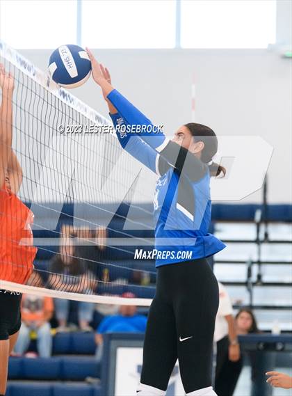 Thumbnail 1 in Burbank vs Somerset (Hondo Volleyball Tournament) photogallery.