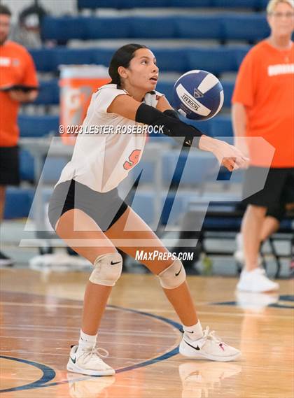 Thumbnail 1 in Burbank vs Somerset (Hondo Volleyball Tournament) photogallery.
