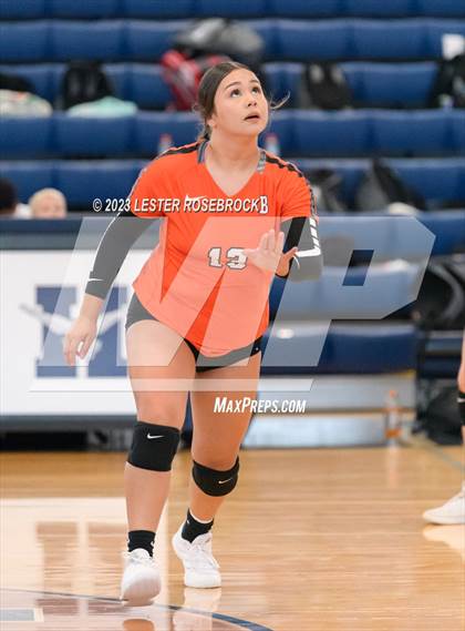 Thumbnail 2 in Burbank vs Somerset (Hondo Volleyball Tournament) photogallery.