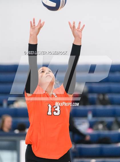 Thumbnail 3 in Burbank vs Somerset (Hondo Volleyball Tournament) photogallery.
