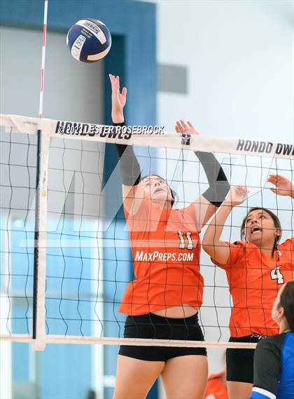 Thumbnail 1 in Burbank vs Somerset (Hondo Volleyball Tournament) photogallery.