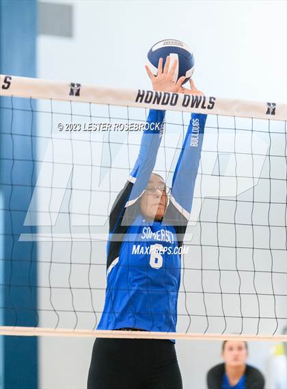 Thumbnail 3 in Burbank vs Somerset (Hondo Volleyball Tournament) photogallery.