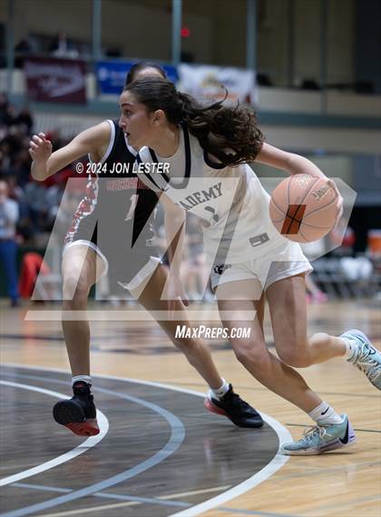 Thumbnail 2 in Albany Academy for Girls vs. Mechanicville (NYSPHSAA Section 2 Final) photogallery.