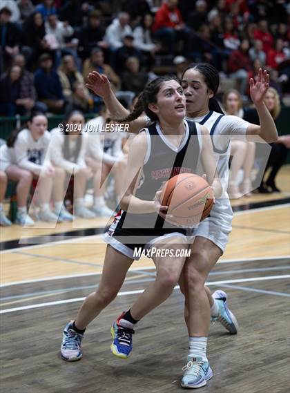 Thumbnail 2 in Albany Academy for Girls vs. Mechanicville (NYSPHSAA Section 2 Final) photogallery.