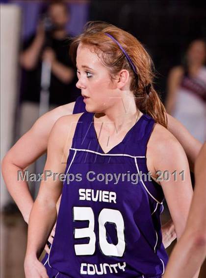 Thumbnail 3 in Sevier County vs. Jefferson County photogallery.