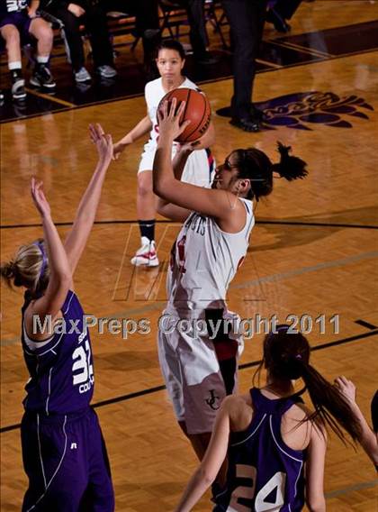 Thumbnail 3 in Sevier County vs. Jefferson County photogallery.