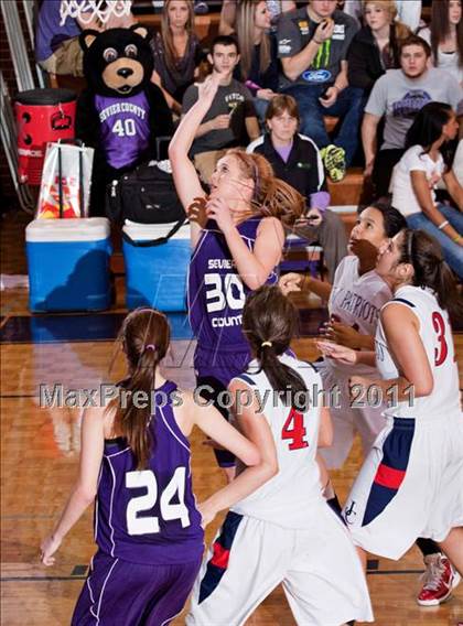 Thumbnail 1 in Sevier County vs. Jefferson County photogallery.