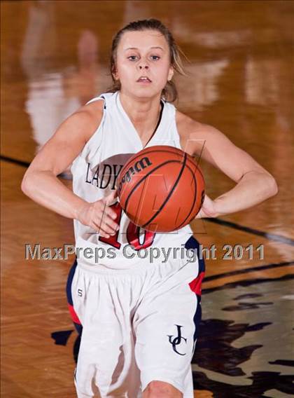 Thumbnail 1 in Sevier County vs. Jefferson County photogallery.