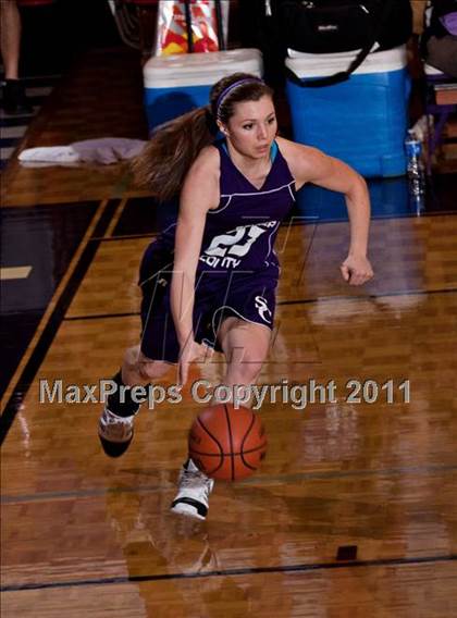 Thumbnail 1 in Sevier County vs. Jefferson County photogallery.