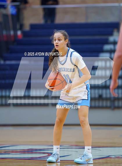 Thumbnail 2 in Highland Park vs. Emerson (Allen Eagles Hoopfest) photogallery.