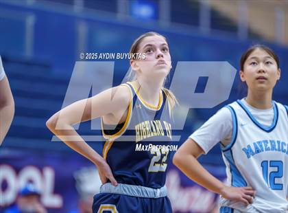 Thumbnail 3 in Highland Park vs. Emerson (Allen Eagles Hoopfest) photogallery.