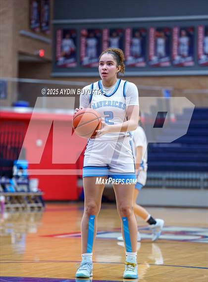 Thumbnail 2 in Highland Park vs. Emerson (Allen Eagles Hoopfest) photogallery.