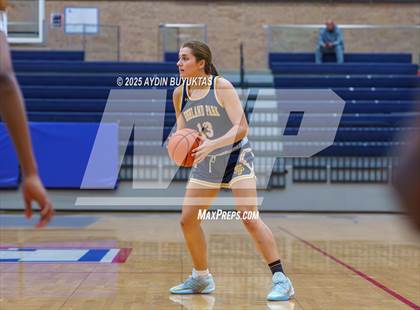 Thumbnail 2 in Highland Park vs. Emerson (Allen Eagles Hoopfest) photogallery.