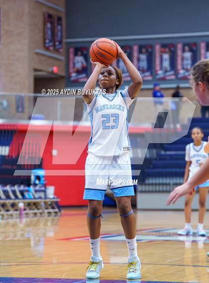 Thumbnail 1 in Highland Park vs. Emerson (Allen Eagles Hoopfest) photogallery.