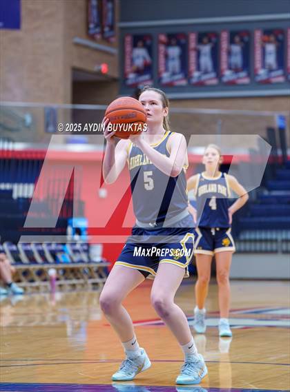 Thumbnail 3 in Highland Park vs. Emerson (Allen Eagles Hoopfest) photogallery.