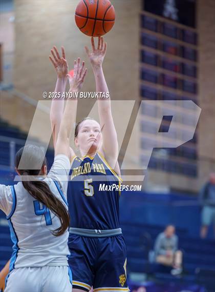 Thumbnail 1 in Highland Park vs. Emerson (Allen Eagles Hoopfest) photogallery.