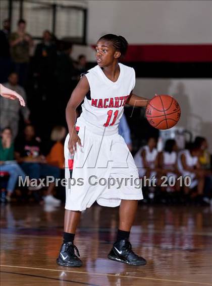 Thumbnail 3 in Grand Prairie @ MacArthur photogallery.
