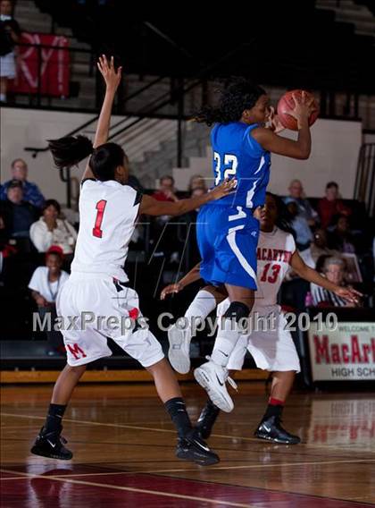 Thumbnail 3 in Grand Prairie @ MacArthur photogallery.
