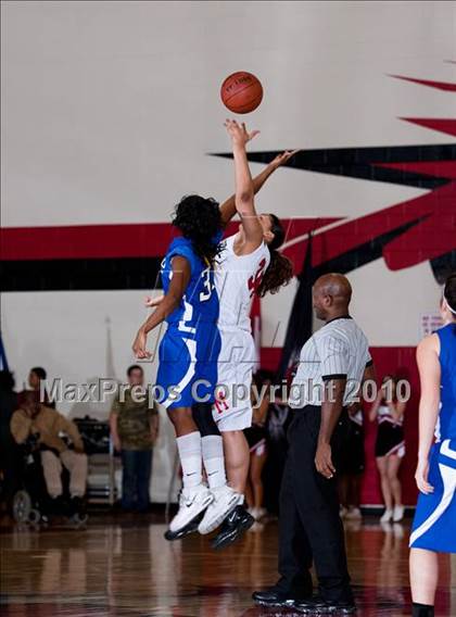 Thumbnail 3 in Grand Prairie @ MacArthur photogallery.