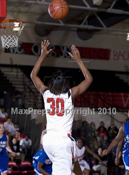 Thumbnail 3 in Grand Prairie @ MacArthur photogallery.