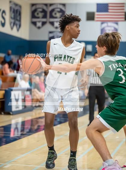 Thumbnail 2 in Poway vs. Oceanside (Regional JMHS Rumble) photogallery.