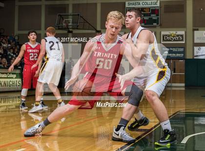 Thumbnail 3 in Williams vs. Trinity (CIF NS D5 Final) photogallery.