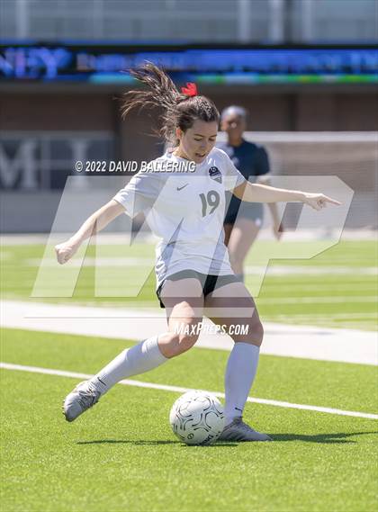 Thumbnail 2 in Keller vs. Marcus UIL 6A Regional Semifinal photogallery.