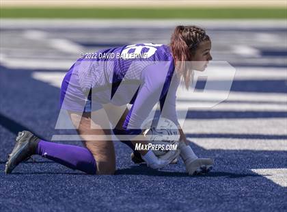 Thumbnail 2 in Keller vs. Marcus UIL 6A Regional Semifinal photogallery.