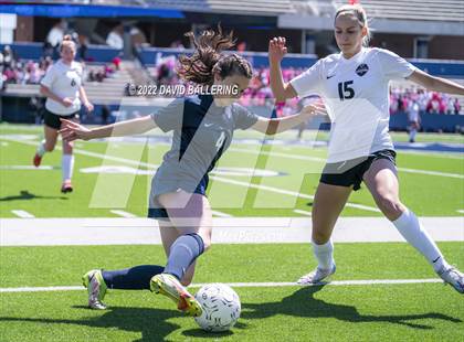 Thumbnail 2 in Keller vs. Marcus UIL 6A Regional Semifinal photogallery.