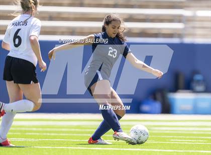 Thumbnail 2 in Keller vs. Marcus UIL 6A Regional Semifinal photogallery.