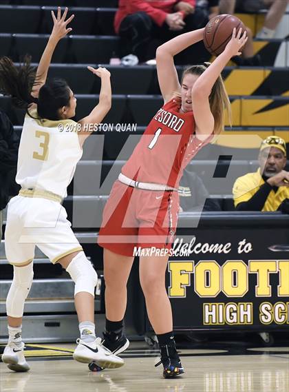 Thumbnail 1 in Tesoro @ Foothill photogallery.
