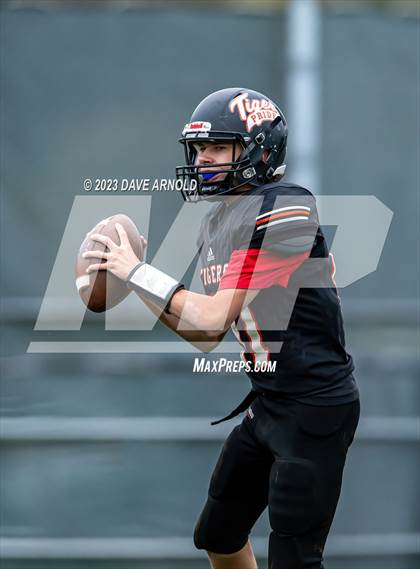 Thumbnail 3 in Cape Elizabeth vs. Biddeford (York High School) photogallery.