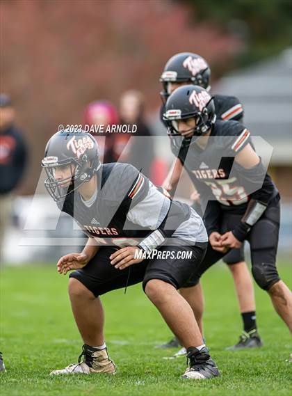 Thumbnail 2 in Cape Elizabeth vs. Biddeford (York High School) photogallery.