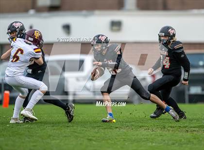 Thumbnail 3 in Cape Elizabeth vs. Biddeford (York High School) photogallery.