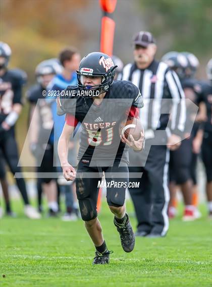 Thumbnail 1 in Cape Elizabeth vs. Biddeford (York High School) photogallery.