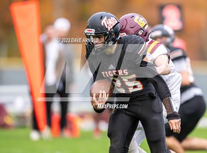 Thumbnail 2 in Cape Elizabeth vs. Biddeford (York High School) photogallery.