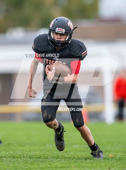 Thumbnail 1 in Cape Elizabeth vs. Biddeford (York High School) photogallery.