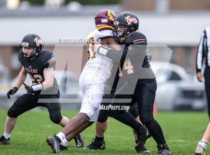 Thumbnail 1 in Cape Elizabeth vs. Biddeford (York High School) photogallery.
