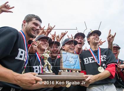 Thumbnail 3 in Boyertown vs. Plum (PIAA Class AAAA Final) photogallery.