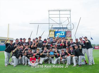 Thumbnail 3 in Boyertown vs. Plum (PIAA Class AAAA Final) photogallery.