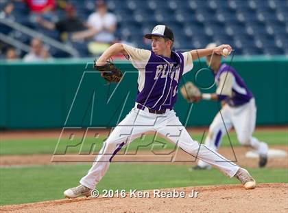 Thumbnail 2 in Boyertown vs. Plum (PIAA Class AAAA Final) photogallery.